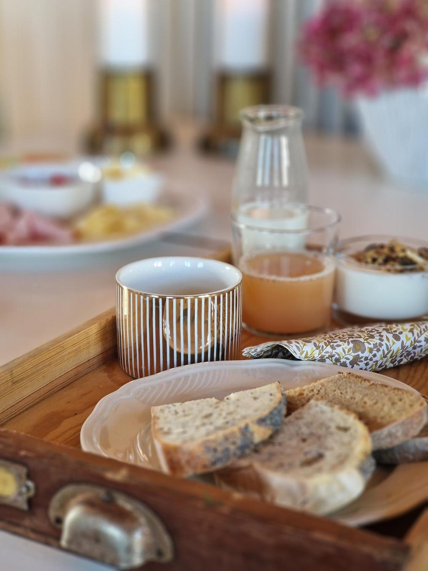 Ronehamn Bed And Breakfast Hemse Exterior foto